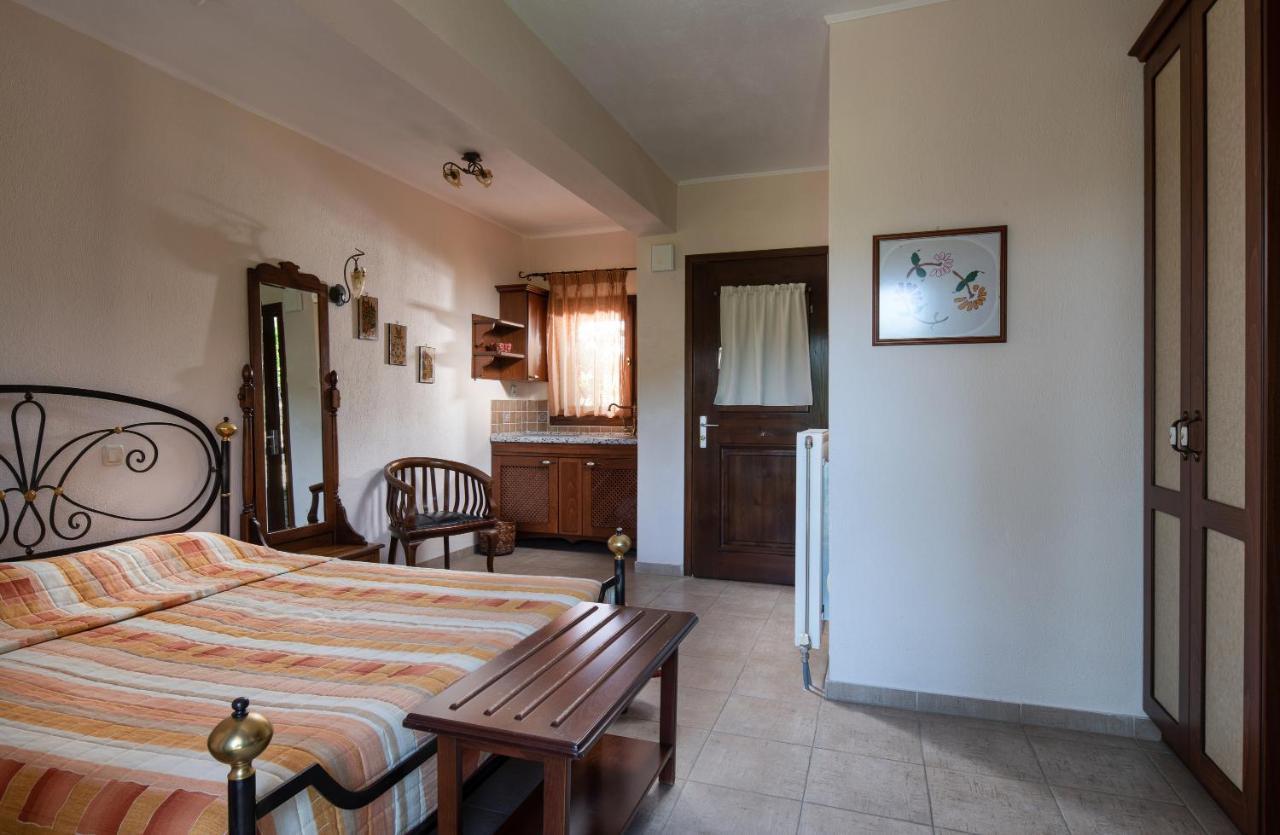 Parthenón Chorostasi Guest House מראה חיצוני תמונה