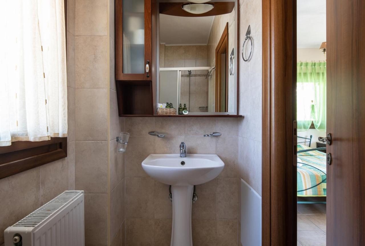 Parthenón Chorostasi Guest House מראה חיצוני תמונה