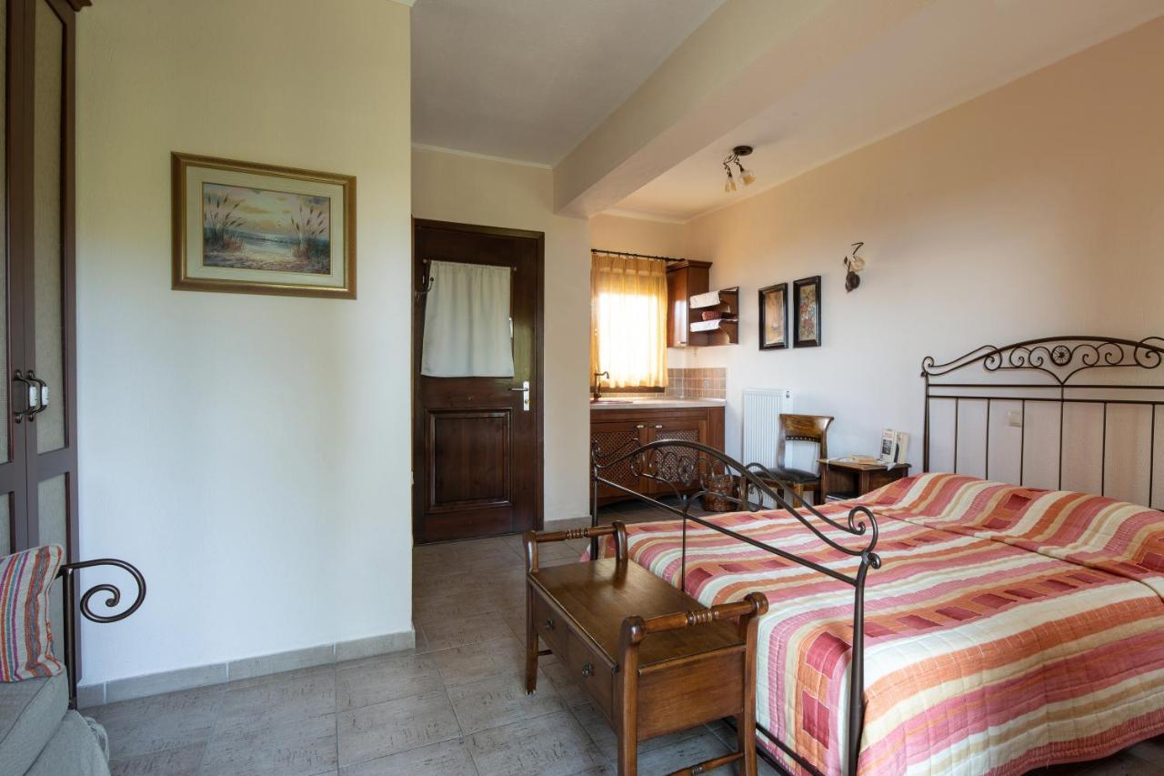 Parthenón Chorostasi Guest House מראה חיצוני תמונה