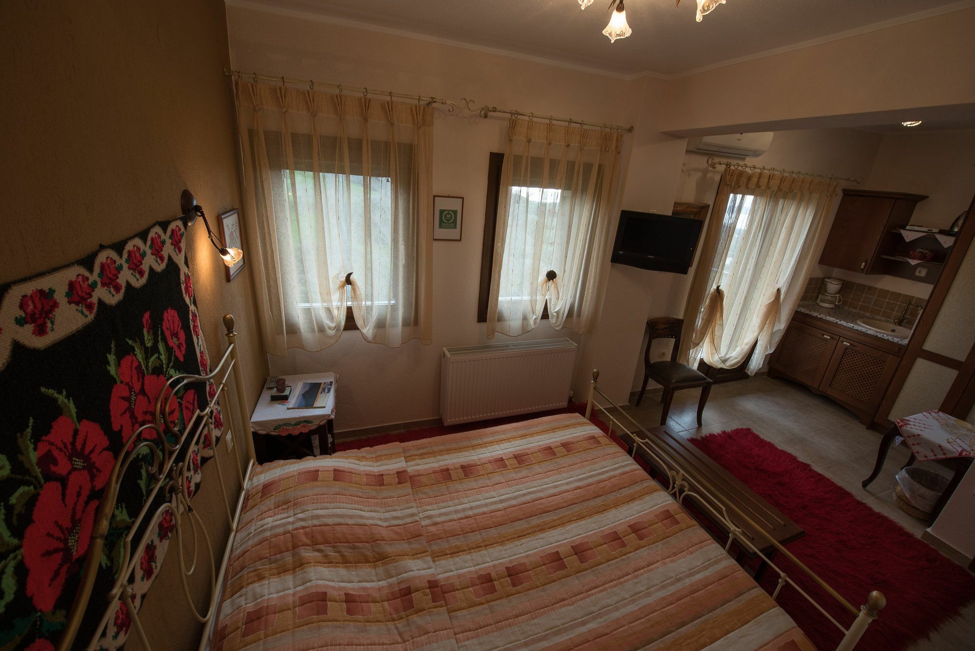 Parthenón Chorostasi Guest House מראה חיצוני תמונה